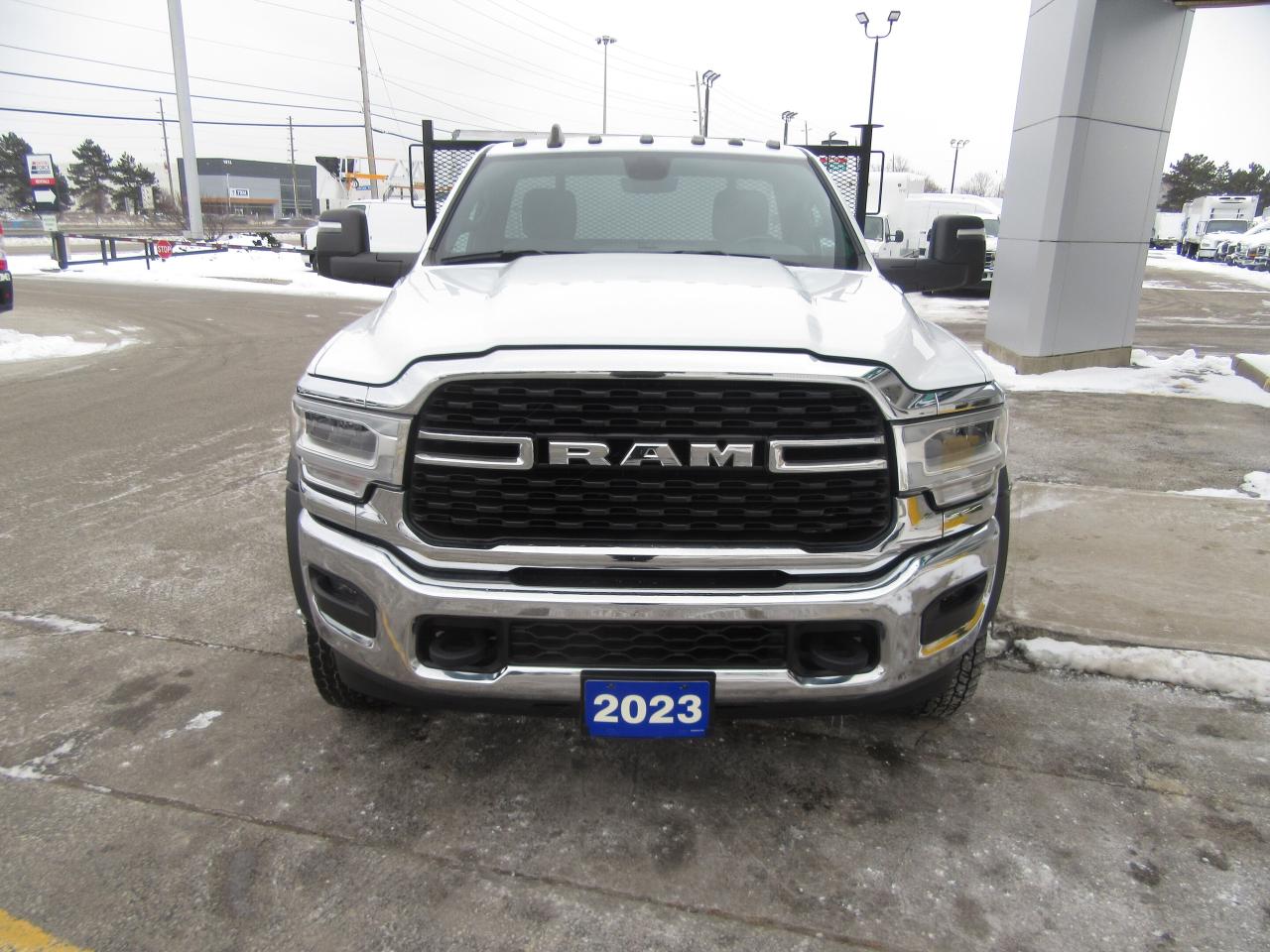 2023 RAM 5500 4X4 DIESEL 14FT FLAT DECK SLT Photo