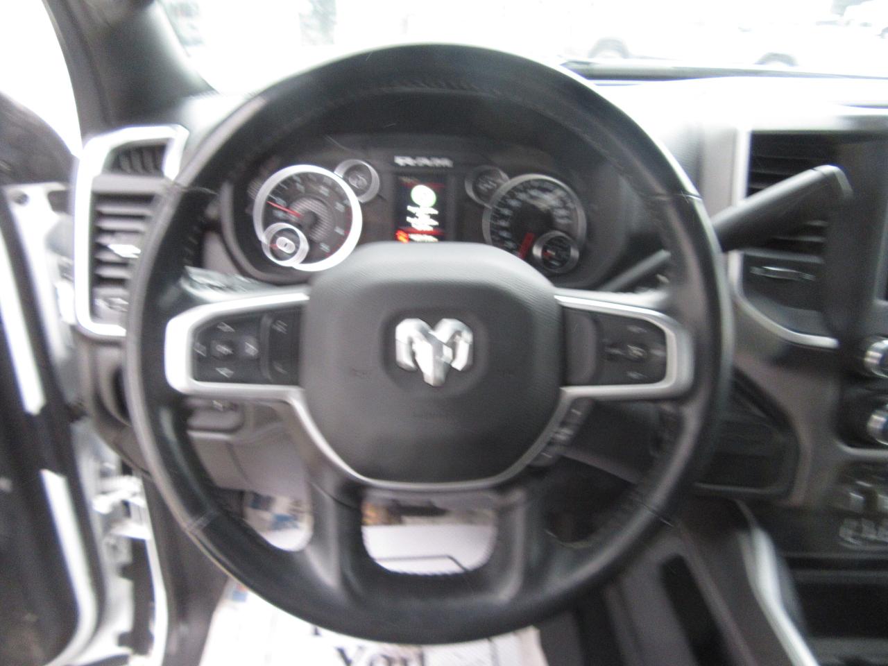 2023 RAM 5500 4X4 DIESEL 14FT FLAT DECK SLT Photo