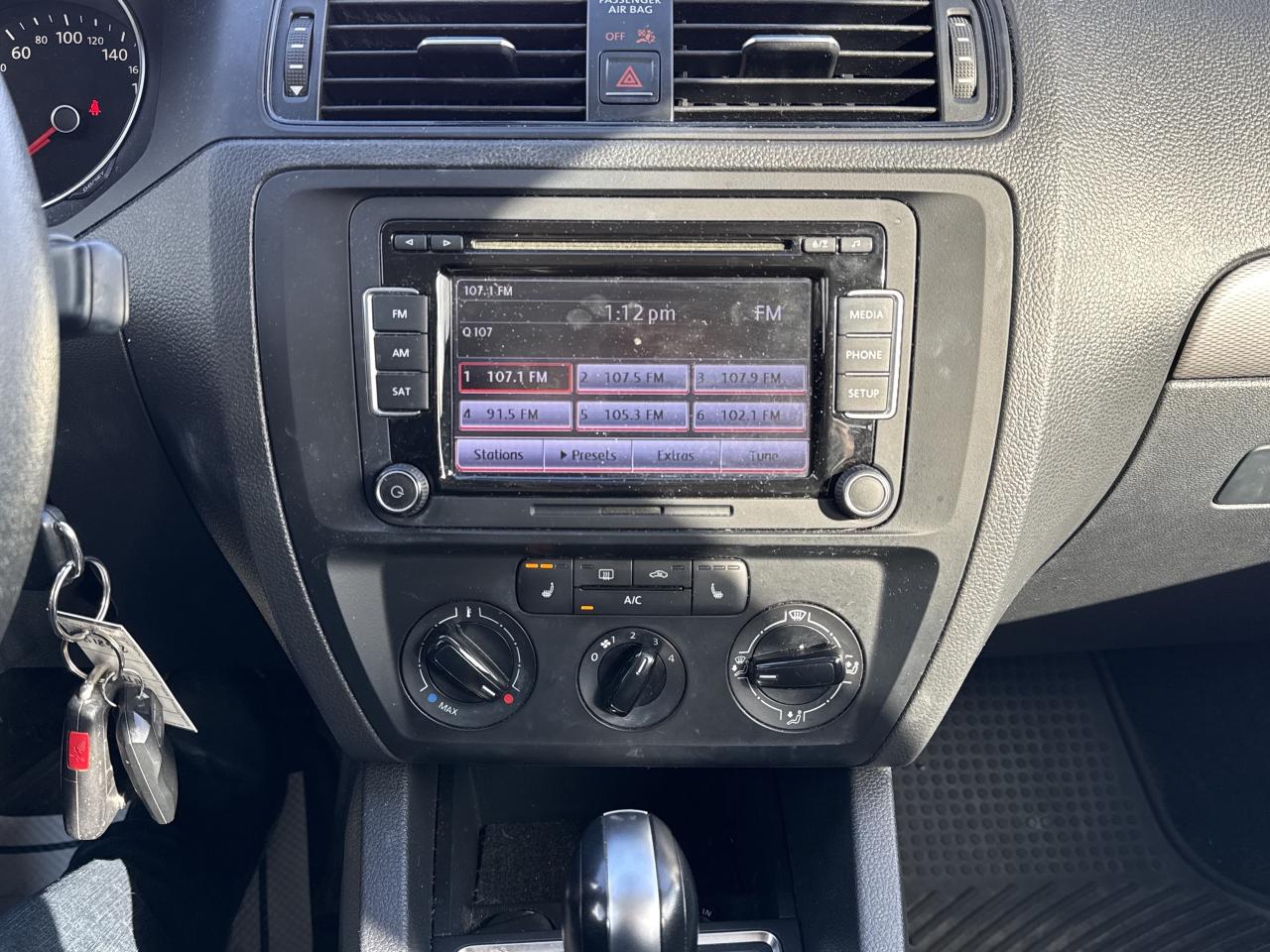 2015 Volkswagen Jetta Sedan Trendline+ Photo