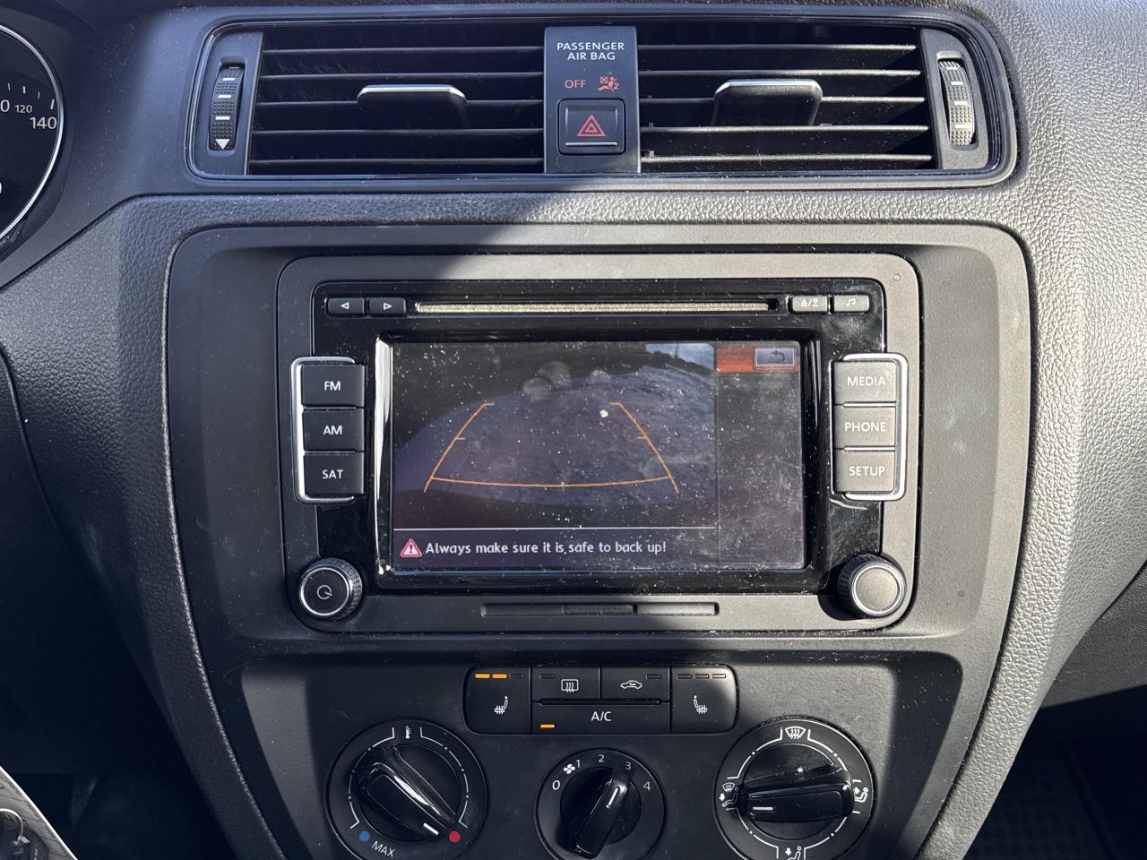 2015 Volkswagen Jetta Sedan Trendline+ Photo