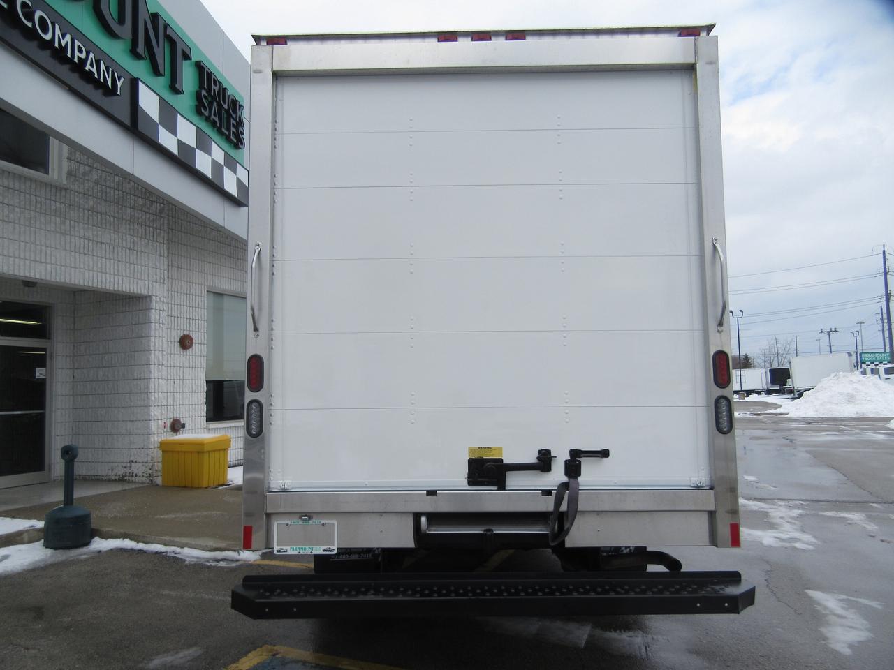 2023 GMC GMCSavana 3500 CUSTOM 16FT HIGH BOX CUBE VAN 91 INCH HEIGHT Photo