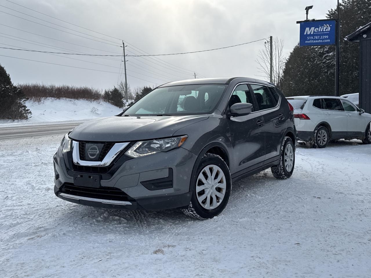 2017 Nissan Rogue S, Bluetooth, Back Up Cam Photo