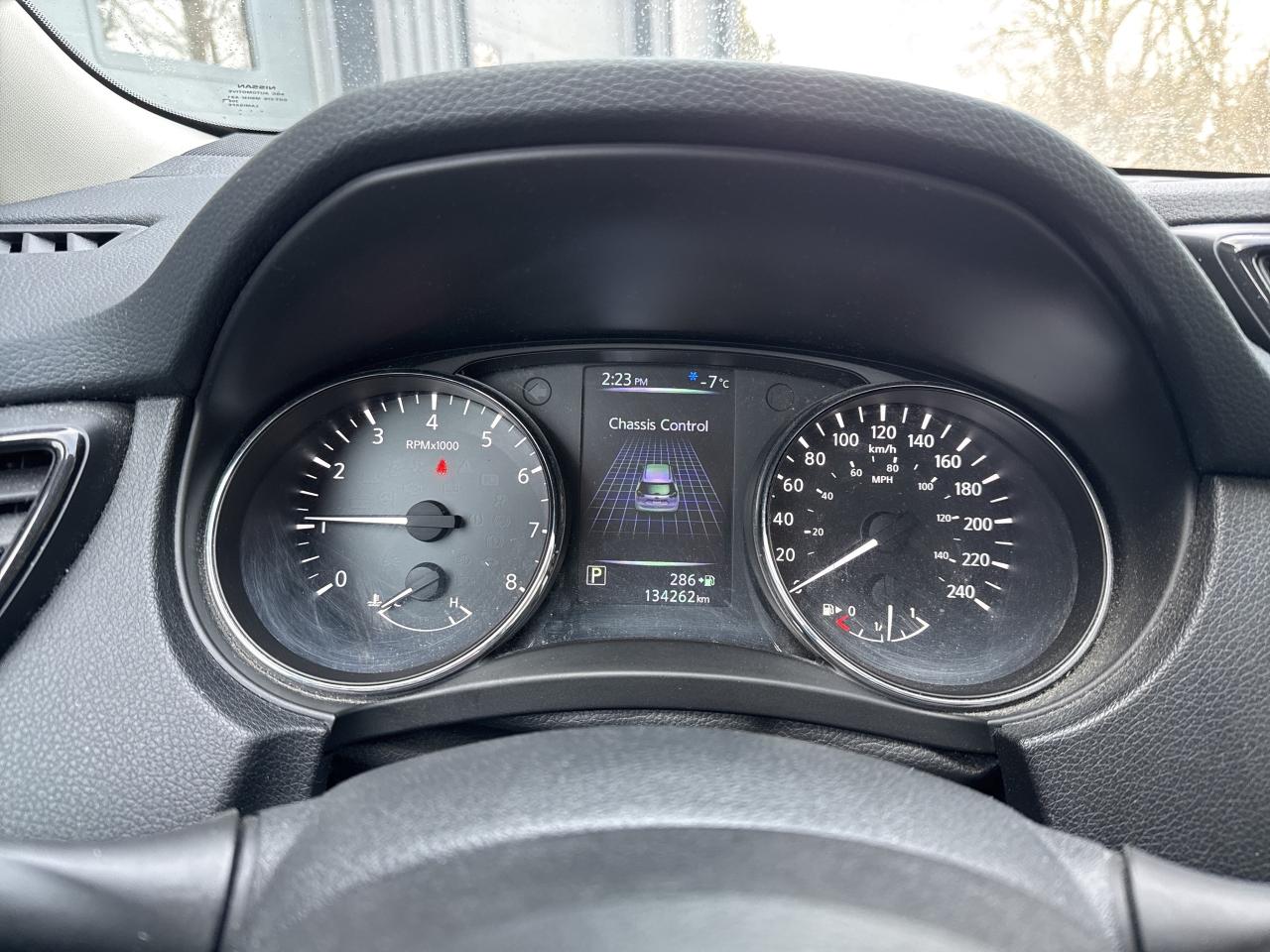 2017 Nissan Rogue S, Bluetooth, Back Up Cam Photo