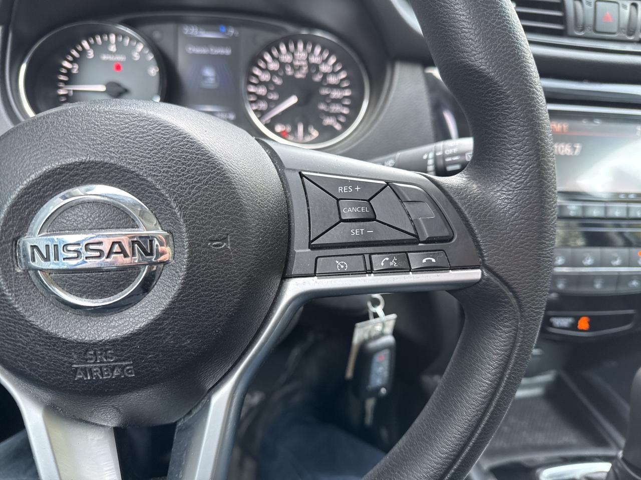 2017 Nissan Rogue S, Bluetooth, Back Up Cam Photo