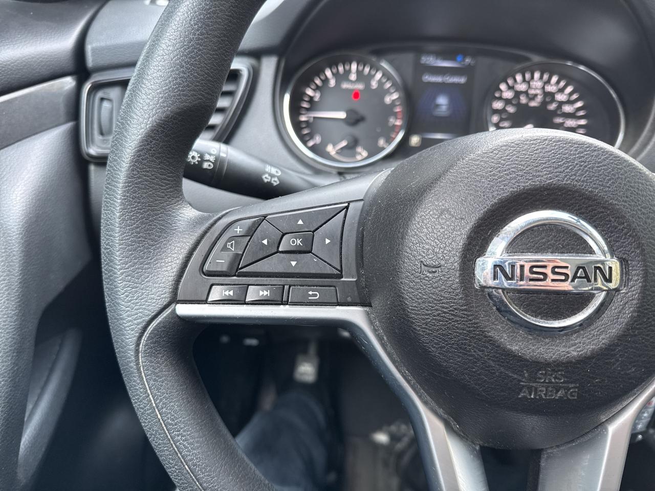 2017 Nissan Rogue S, Bluetooth, Back Up Cam Photo