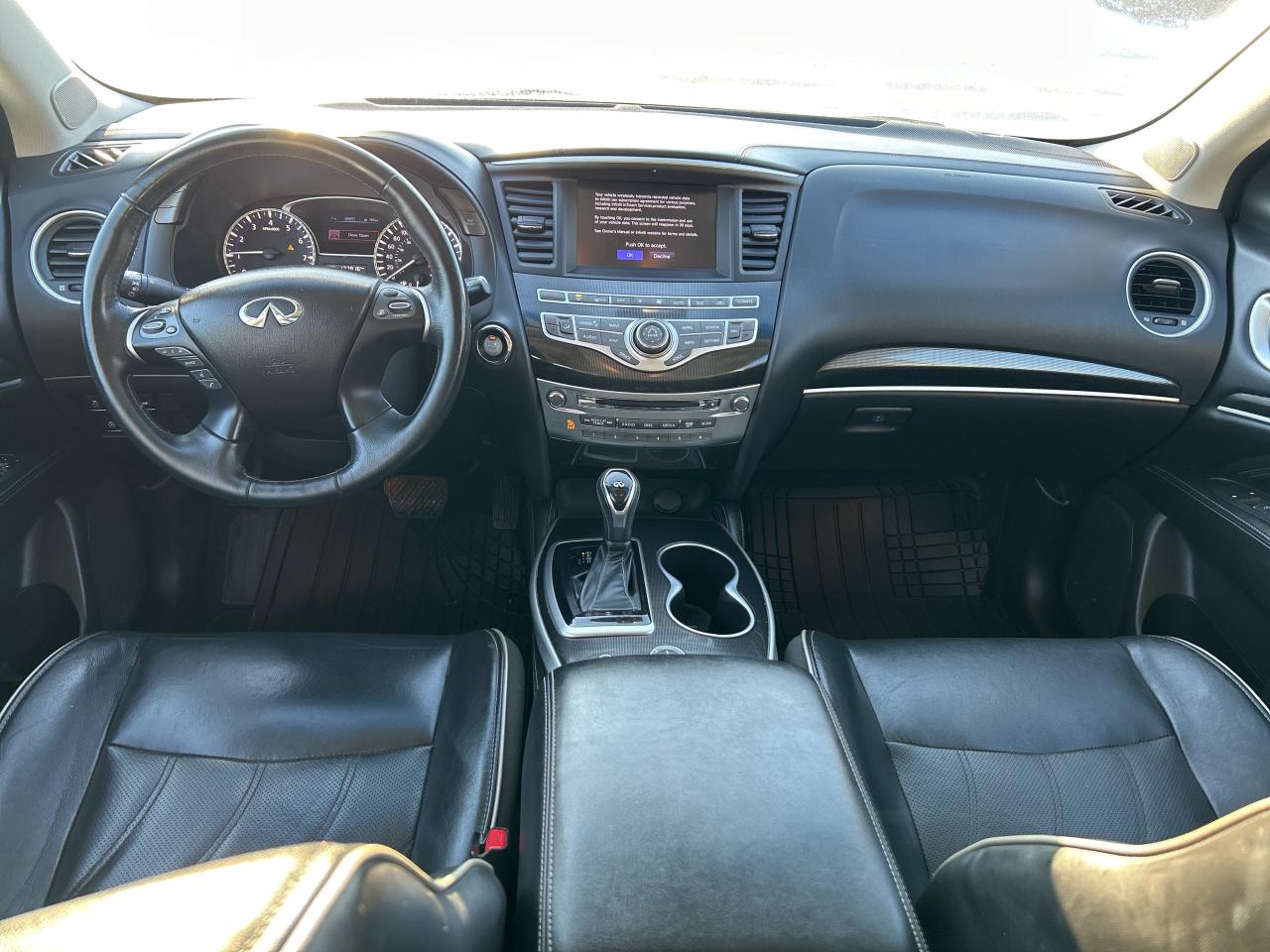 2018 Infiniti QX60 Bluetooth, Nav, Back Up Cam Photo