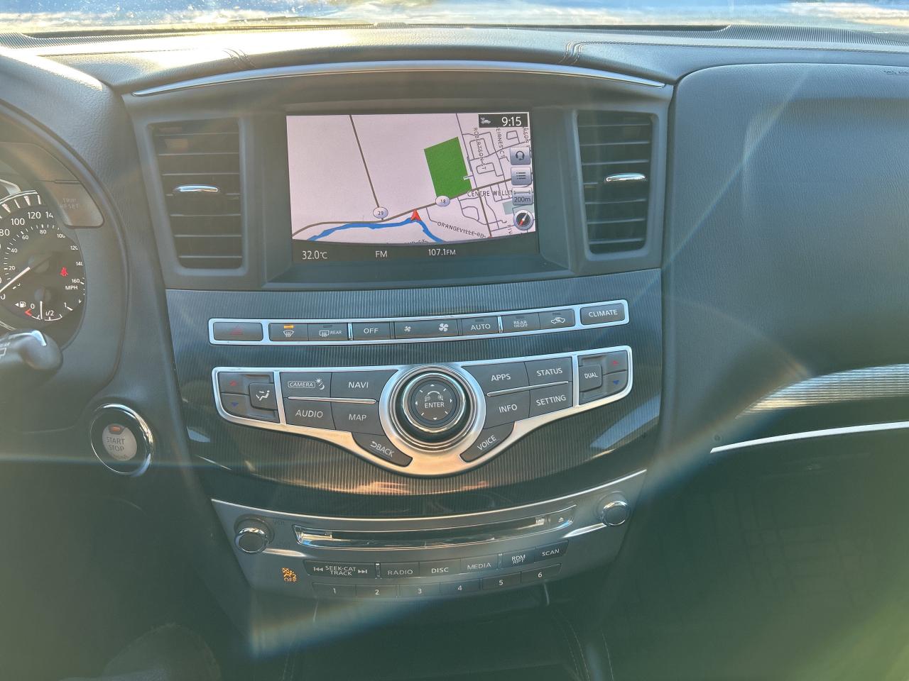 2018 Infiniti QX60 Bluetooth, Nav, Back Up Cam Photo