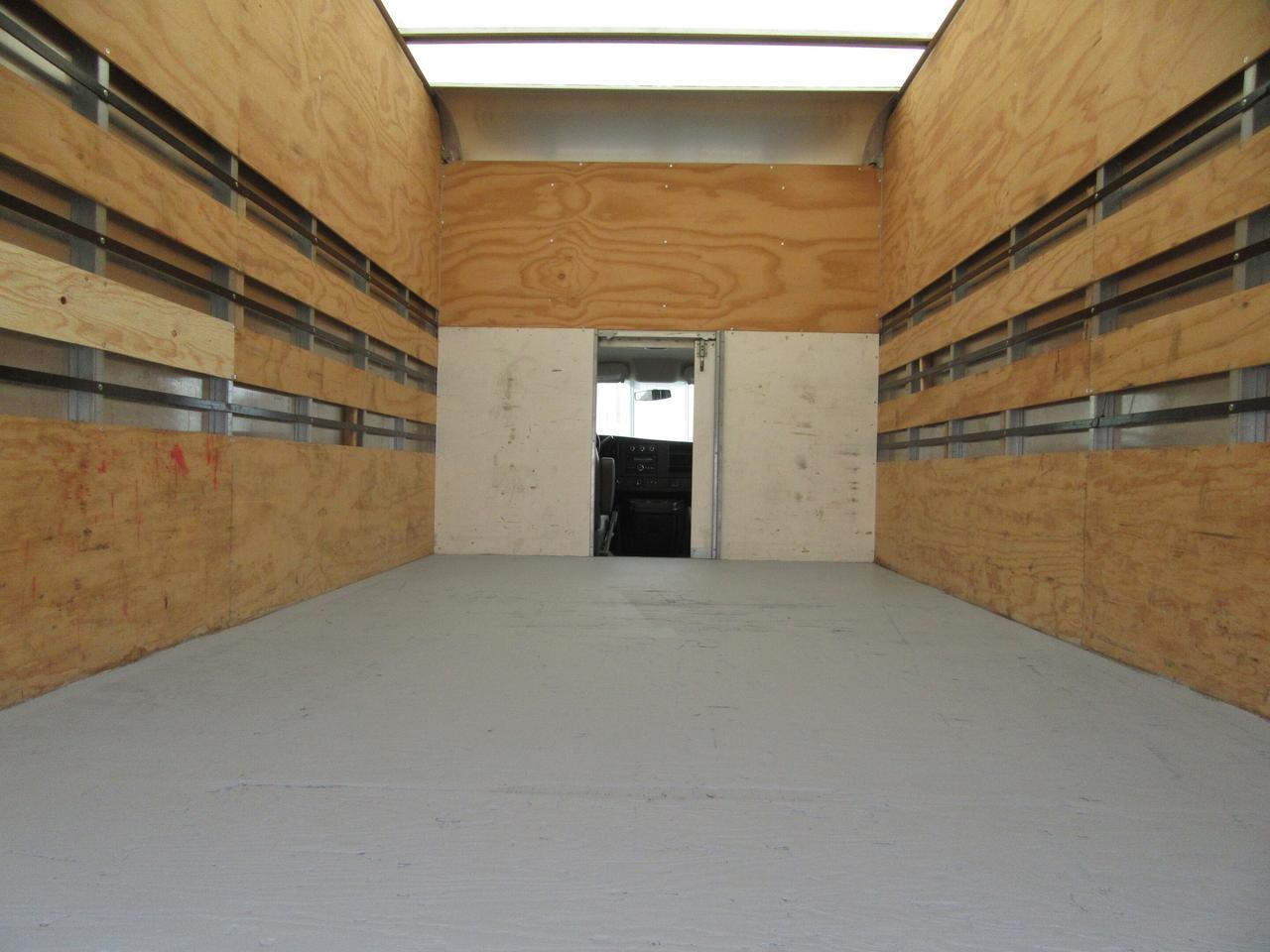 2023 GMC Savana 3500 CUSTOM 16FT HIGH BOX CUBE VAN 91 INCH HEIGHT Photo