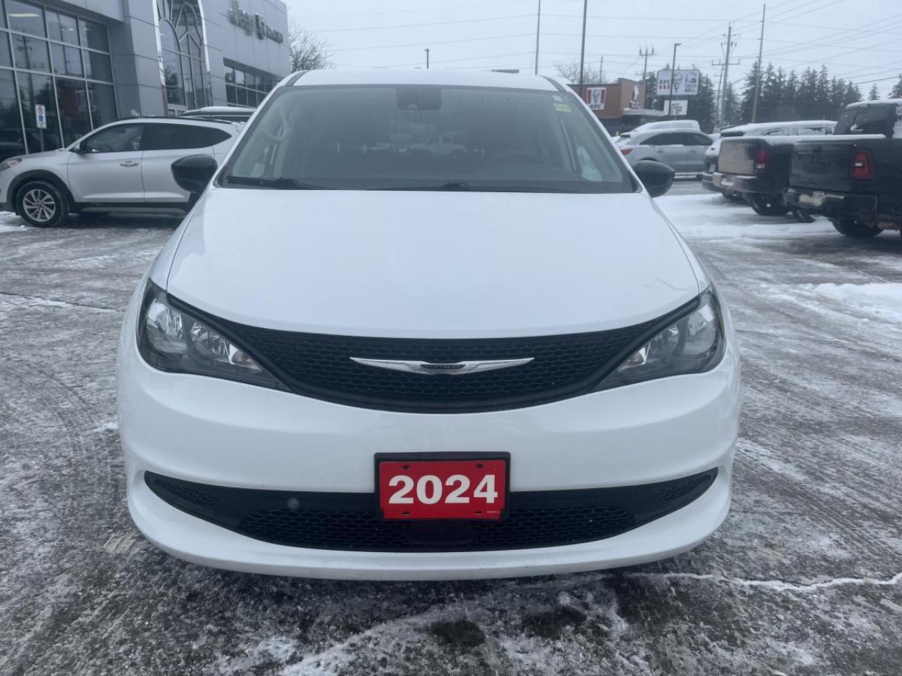 2024 Chrysler Grand Caravan SXT 2WD Photo