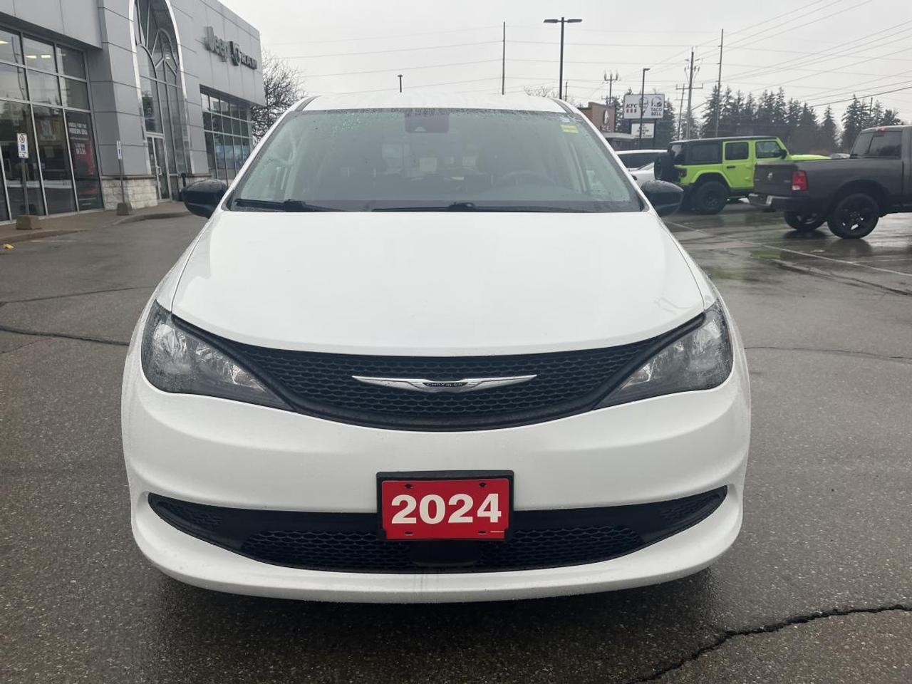 2024 Chrysler Grand Caravan SXT @ 3.99% for 60 mo Photo