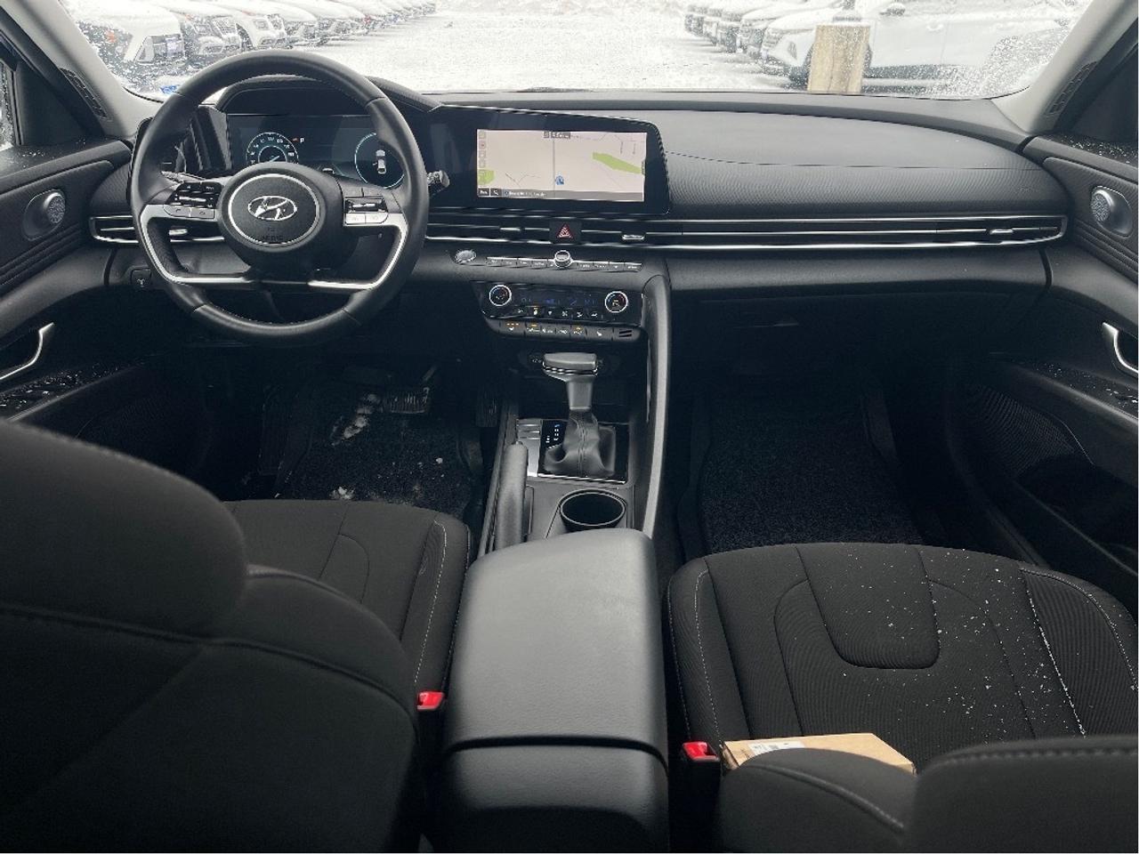 2023 Hyundai Elantra Preferred IVT w-Tech Pkg Photo