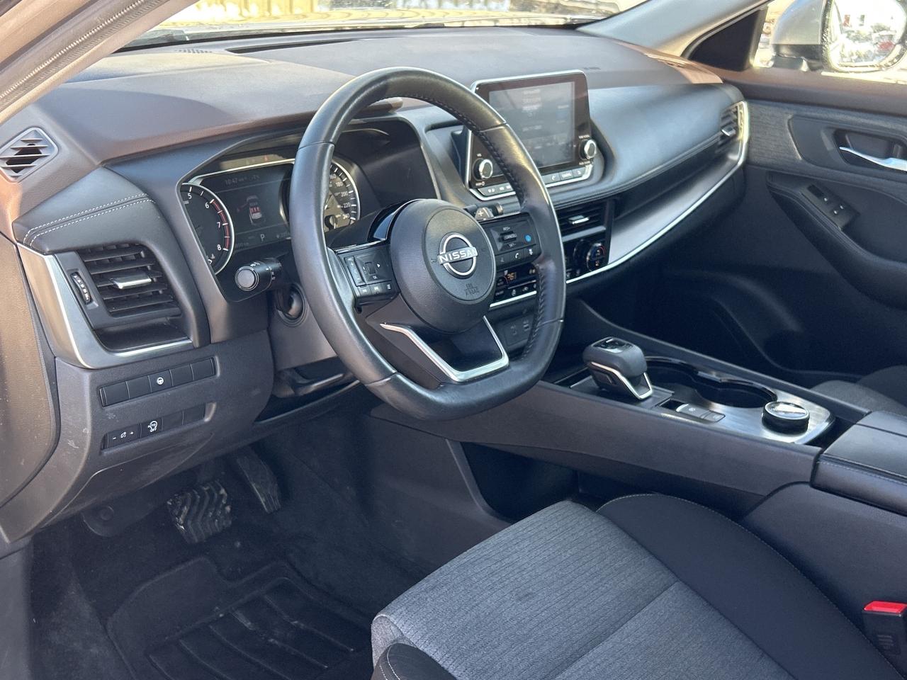 2023 Nissan Rogue SV SUNROOF REMOTE ST AWD CALL NAPANEE 613-354-2100 Photo