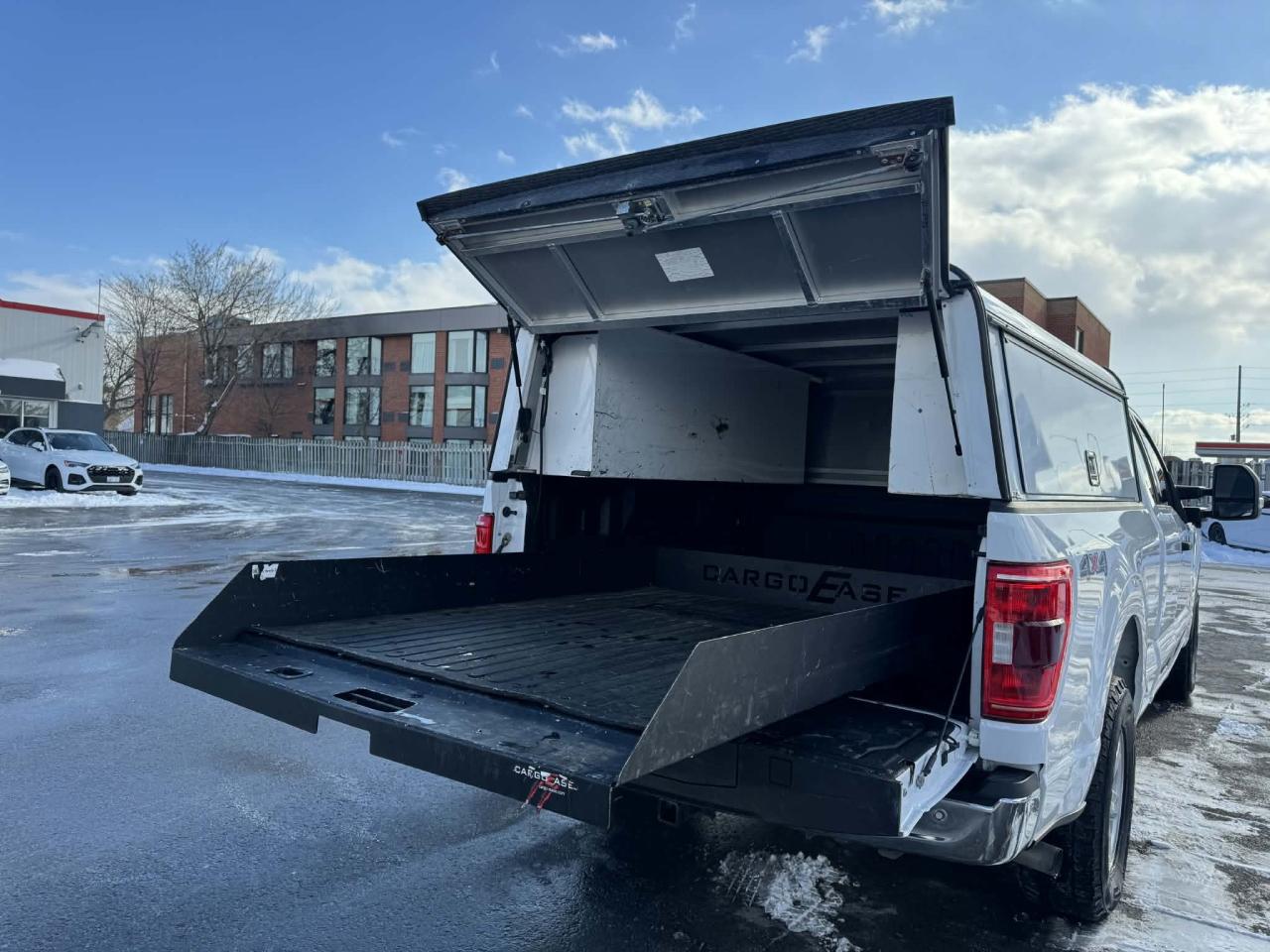 2021 Ford F-150 XLT 4WD Photo