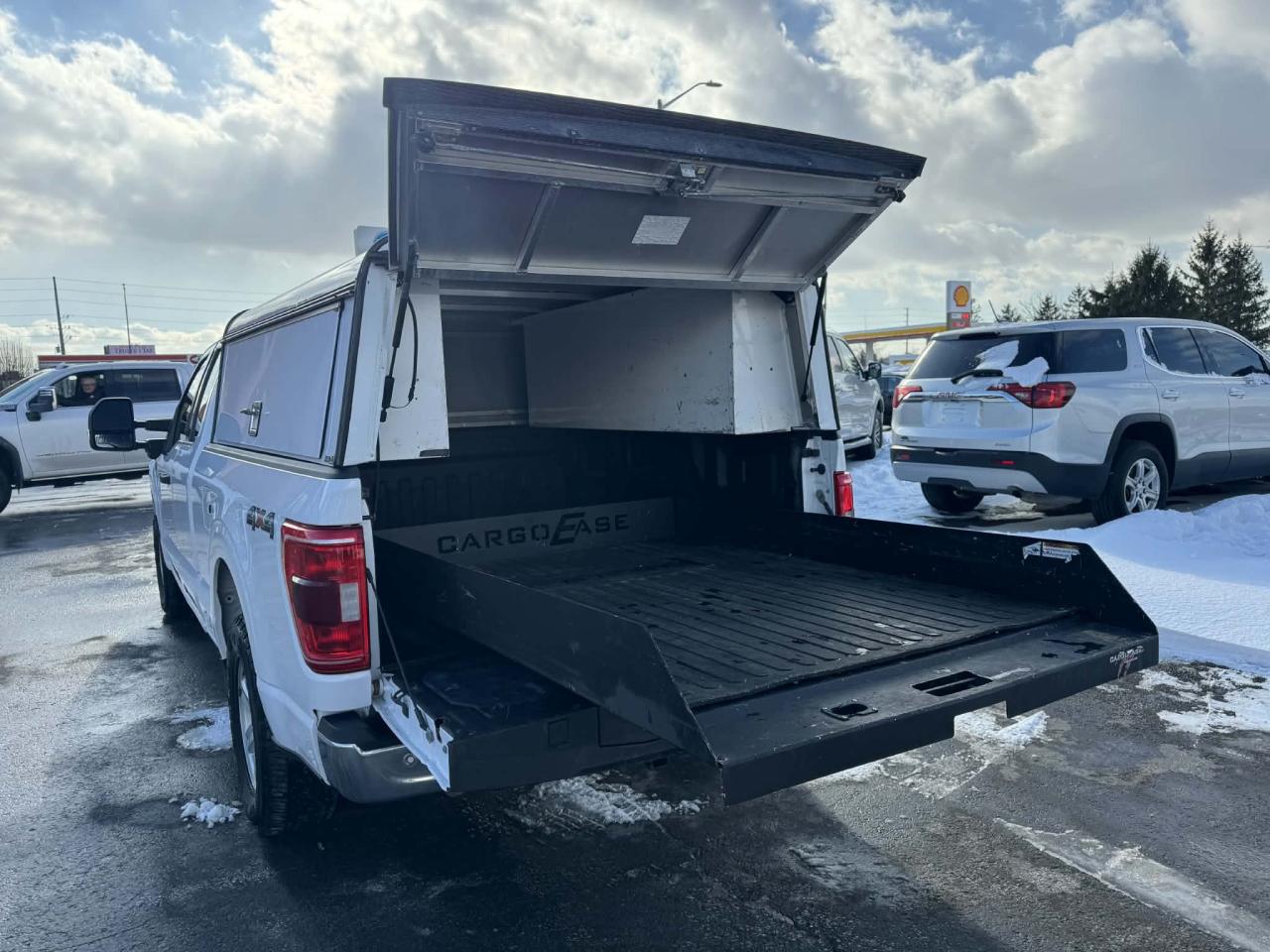 2021 Ford F-150 XLT 4WD Photo