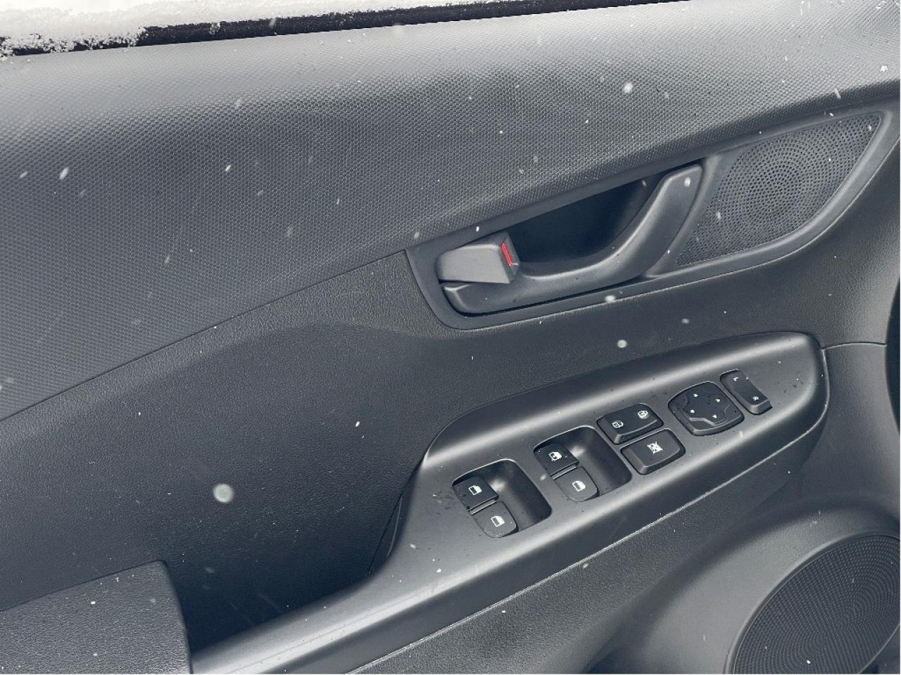 2018 Hyundai KONA 2.0L Essential FWD Photo