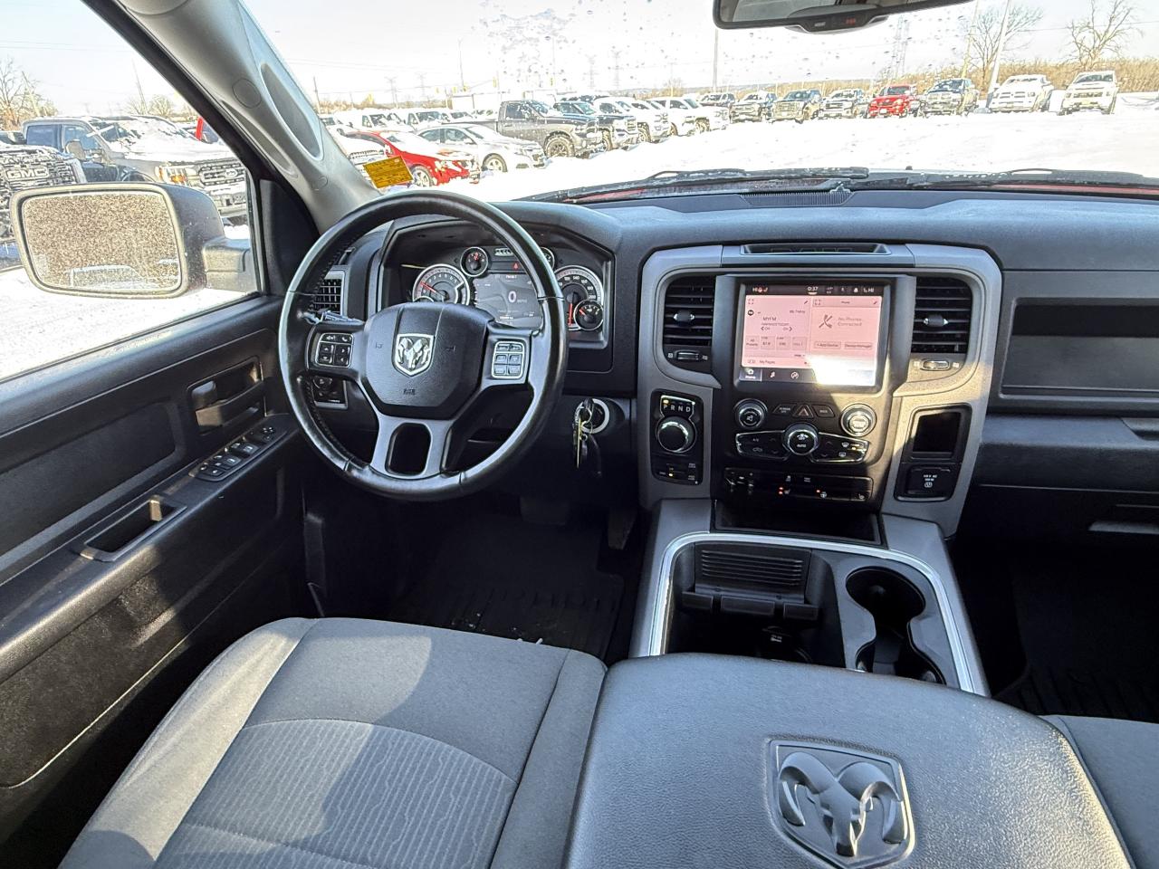 2023 RAM 1500 Classic TRADESMAN 4X4. Photo