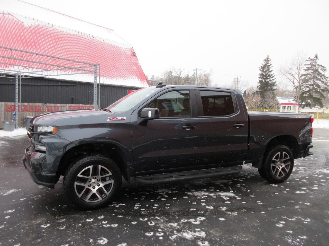2019 Chevrolet Silverado 1500 4WD Crew Cab 147" LT Trail Boss Photo0