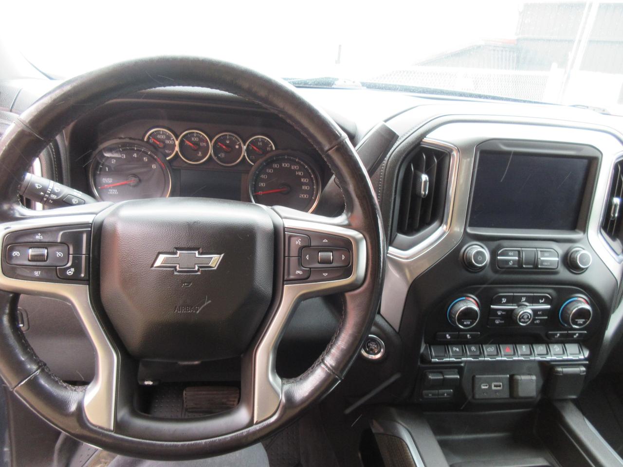 2019 Chevrolet Silverado 1500 4WD Crew Cab 147" LT Trail Boss Photo