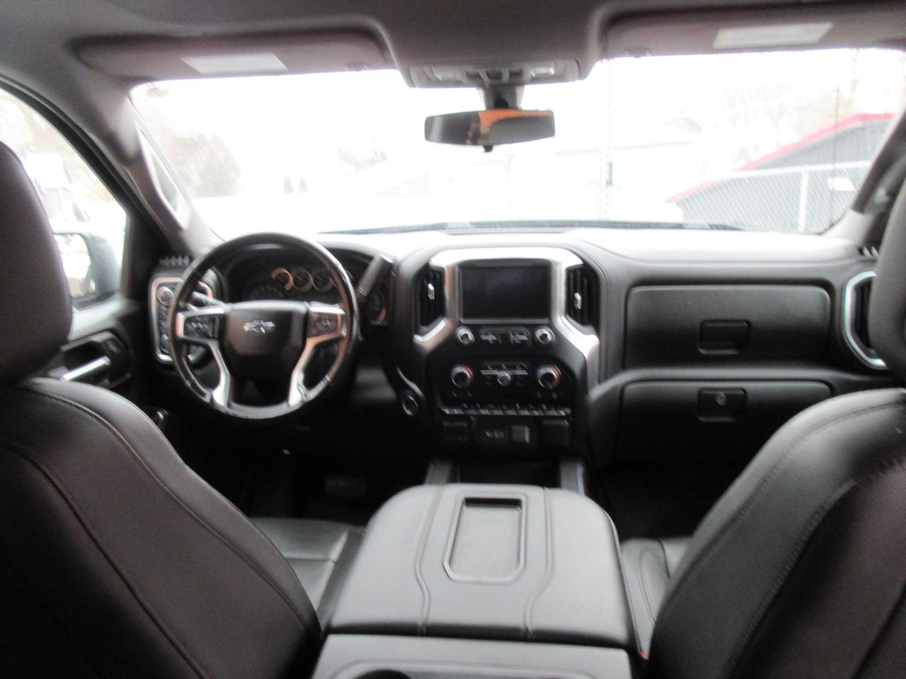 2019 Chevrolet Silverado 1500 4WD Crew Cab 147" LT Trail Boss Photo