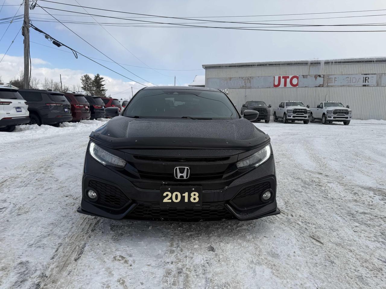 2018 Honda Civic Hatchback Sport Touring CVT - Sunroof - Leather - Navigation Photo4