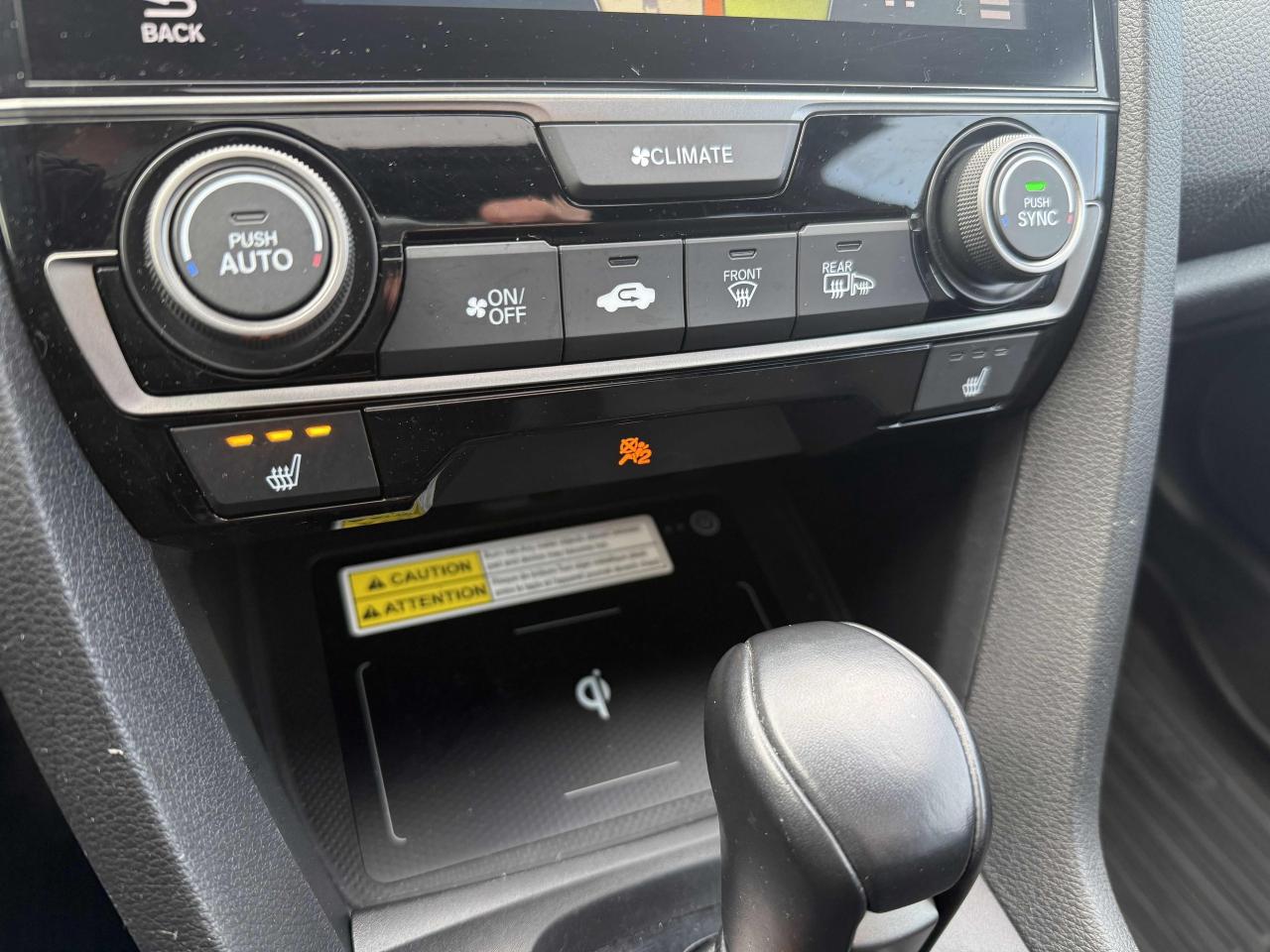 2018 Honda Civic Hatchback Sport Touring CVT - Sunroof - Leather - Navigation Photo