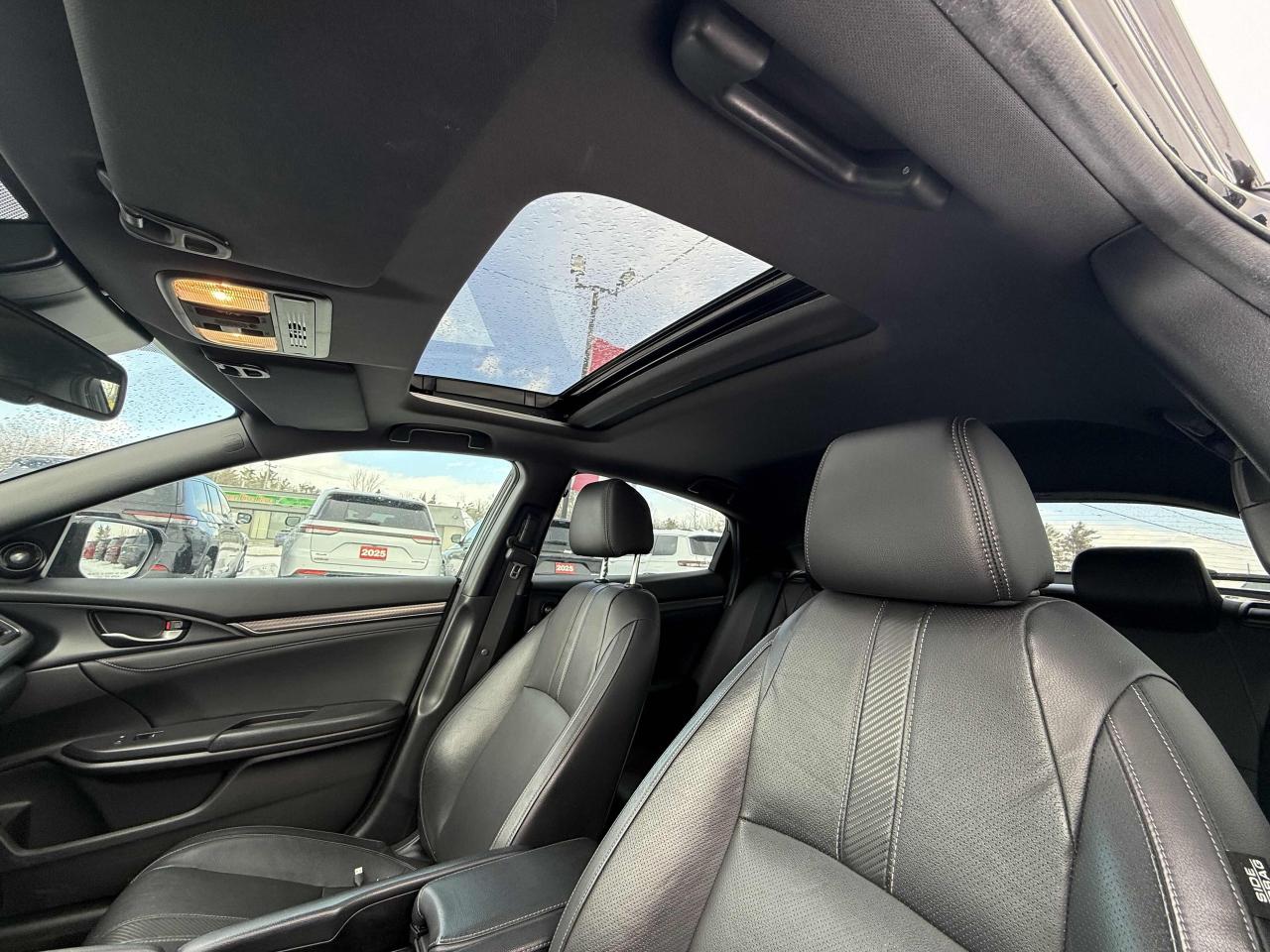 2018 Honda Civic Hatchback Sport Touring CVT - Sunroof - Leather - Navigation Photo