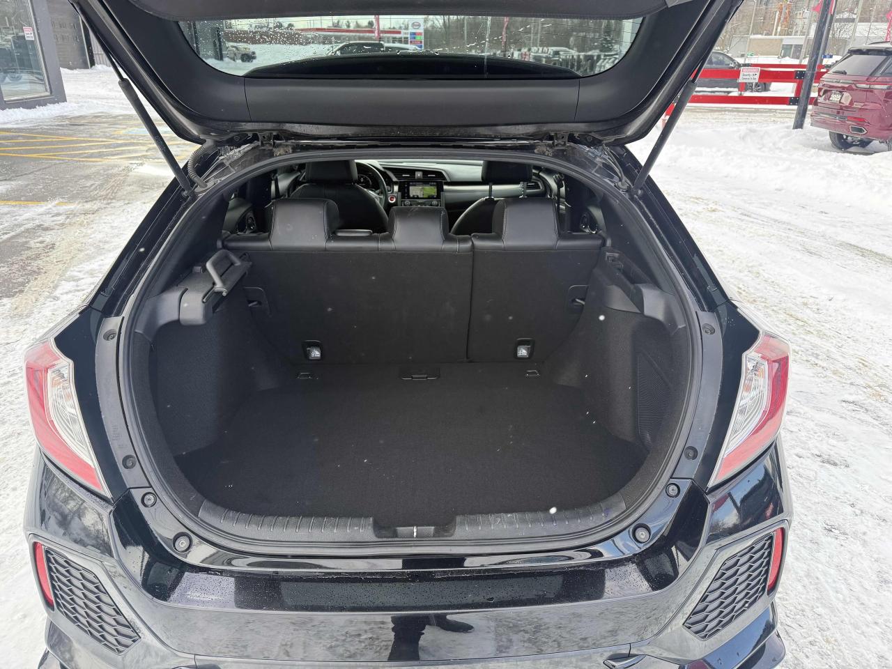 2018 Honda Civic Hatchback Sport Touring CVT - Sunroof - Leather - Navigation Photo