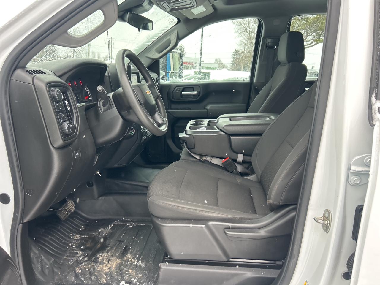 2024 Chevrolet SILVERADO 2500HD Crew Cab 159  Work Truck Photo