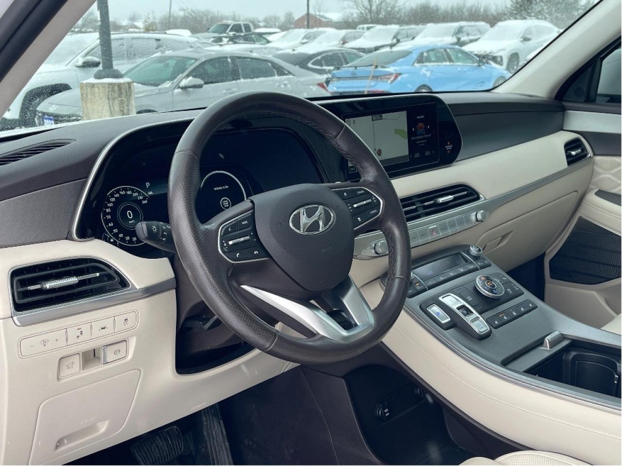 2022 Hyundai PALISADE Ultimate Calligraphy w-Beige 7-Passenger AWD Photo