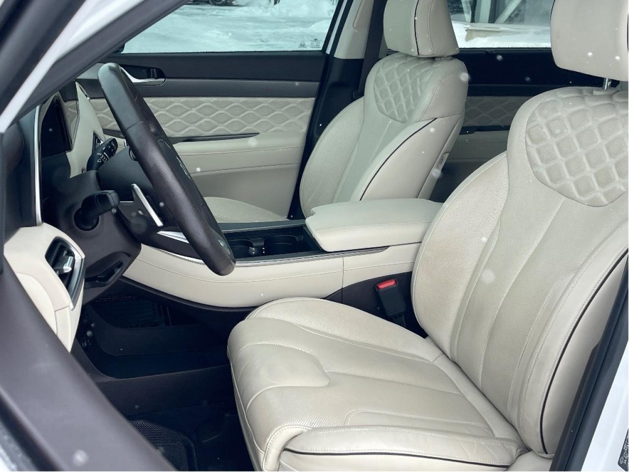 2022 Hyundai PALISADE Ultimate Calligraphy w-Beige 7-Passenger AWD Photo