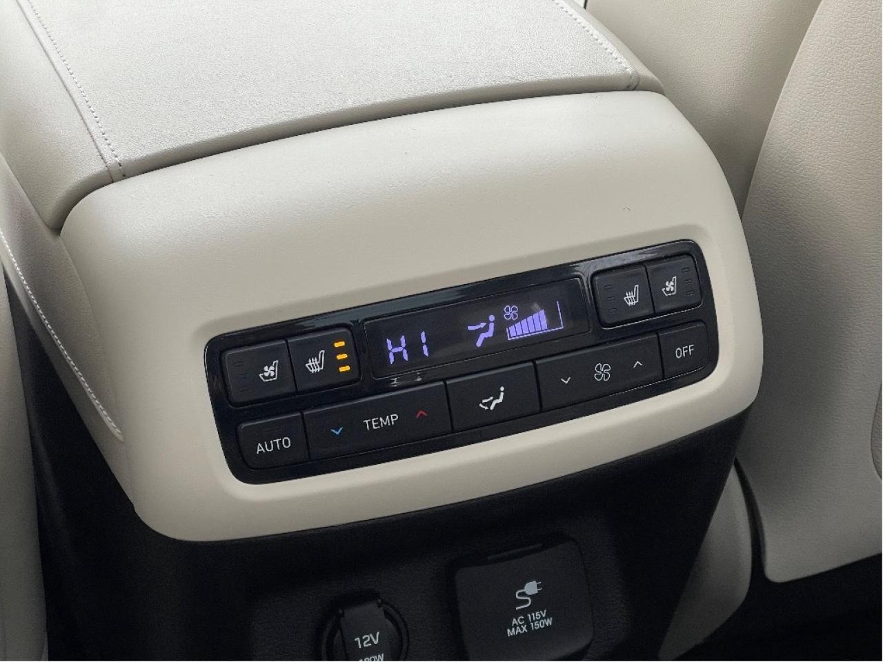 2022 Hyundai PALISADE Ultimate Calligraphy w-Beige 7-Passenger AWD Photo