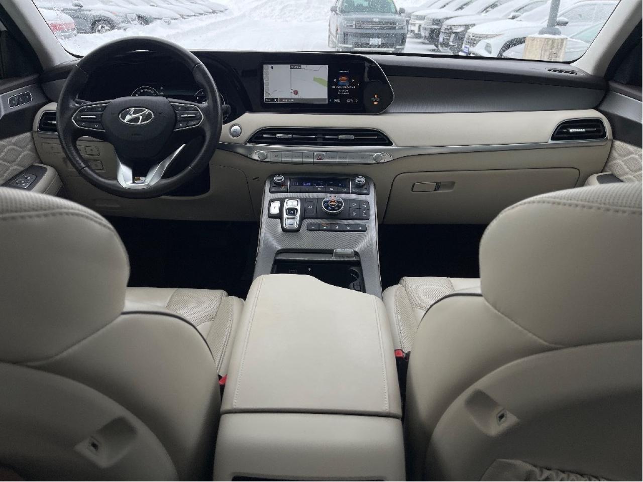 2022 Hyundai PALISADE Ultimate Calligraphy w-Beige 7-Passenger AWD Photo