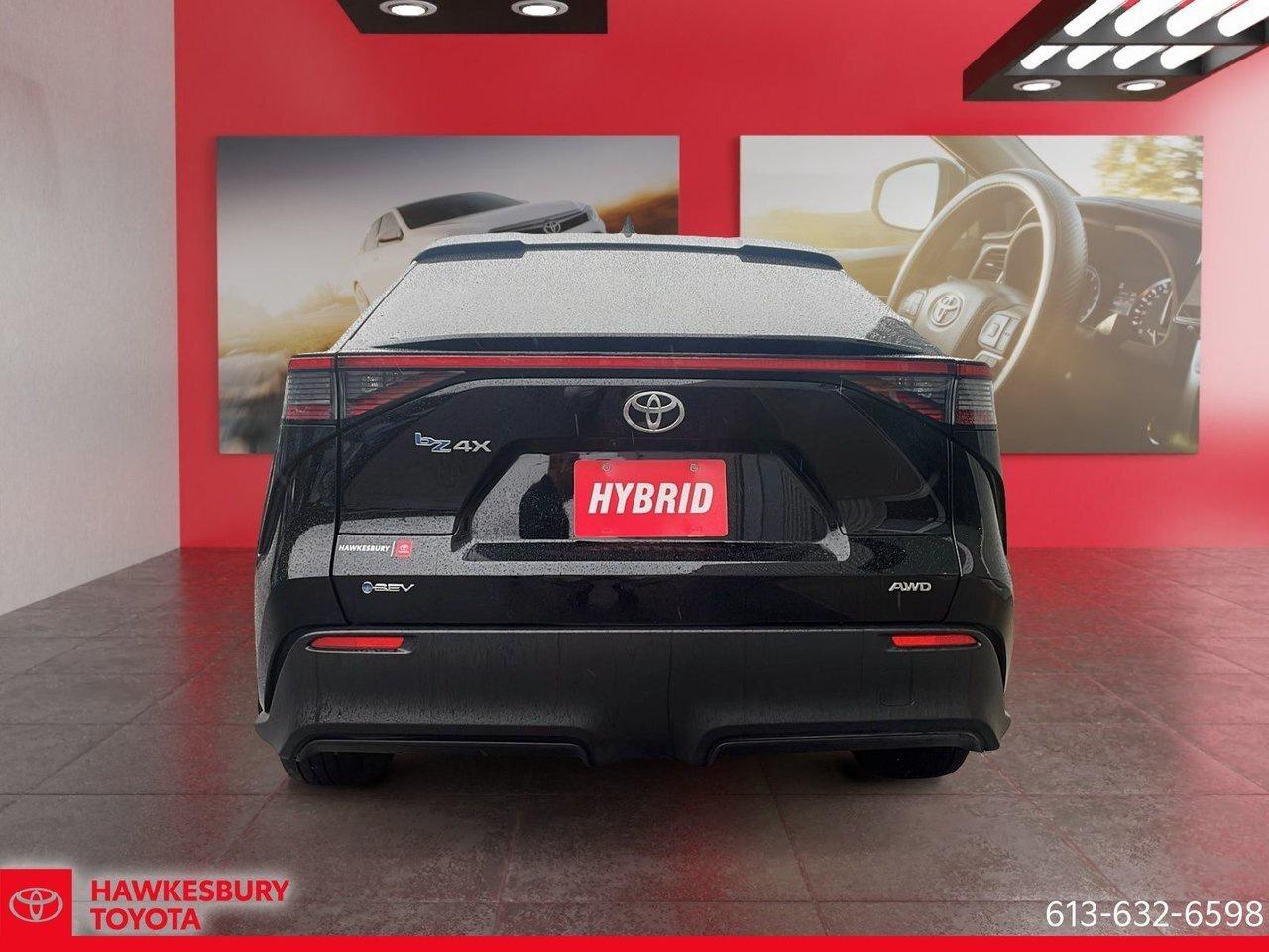 2025 Toyota bZ4X LE AWD 45190 / Toyota bZ4X 2025 LE AWD Photo