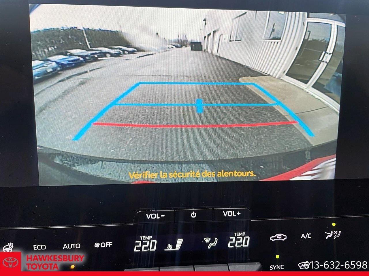 2025 Toyota bZ4X LE AWD 45190 / Toyota bZ4X 2025 LE AWD Photo