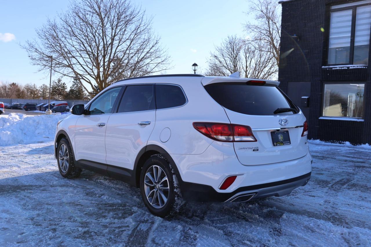 2019 Hyundai Santa Fe XL PREFERRED-V6-XL-AWD-7PASS/BACK UP CAMERA/APPLE CAR Photo