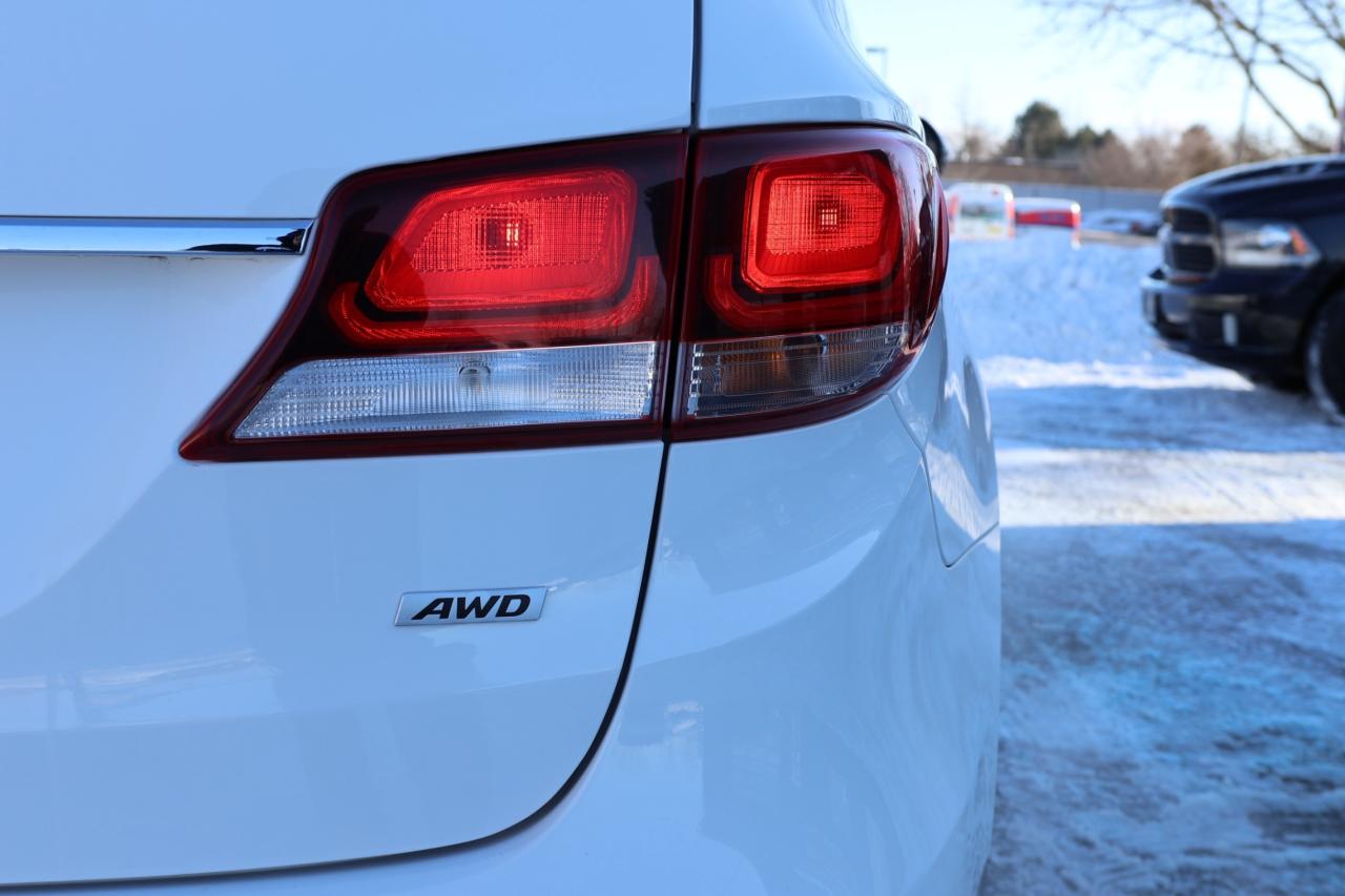 2019 Hyundai Santa Fe XL PREFERRED-V6-XL-AWD-7PASS/BACK UP CAMERA/APPLE CAR Photo