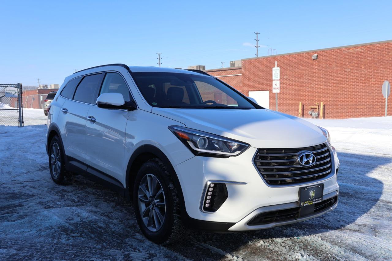 2019 Hyundai Santa Fe XL PREFERRED-V6-XL-AWD-7PASS/BACK UP CAMERA/APPLE CAR Photo