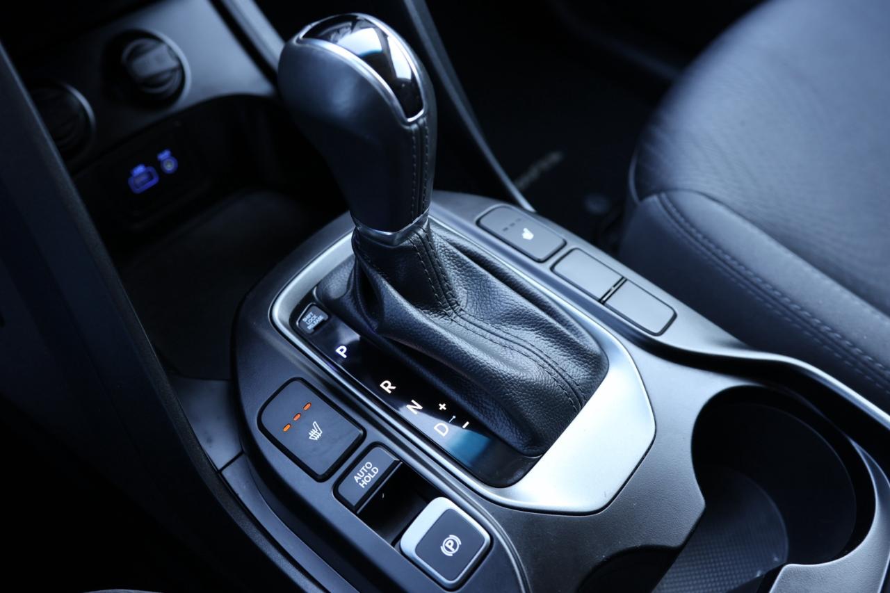 2019 Hyundai Santa Fe XL PREFERRED-V6-XL-AWD-7PASS/BACK UP CAMERA/APPLE CAR Photo