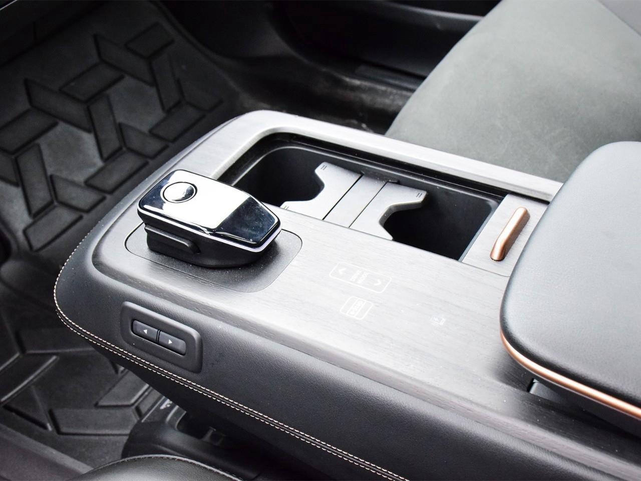 2025 Nissan Ariya EVOLVE 4dr e-4ORCE All-Wheel Drive Photo