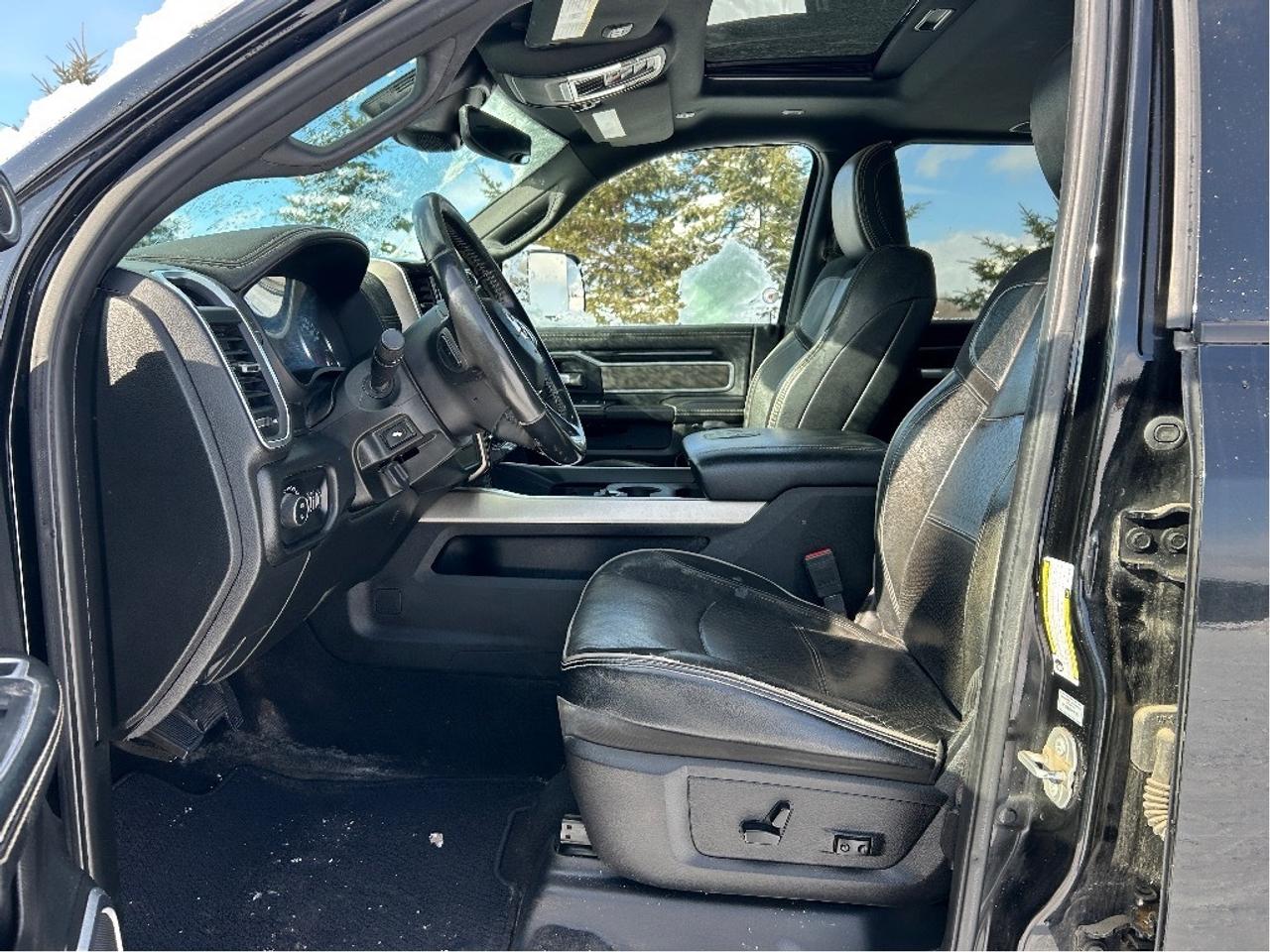 2019 RAM 2500 Laramie 4x4 Crew   6.7L Cummins   Nav.   Sunroof Photo
