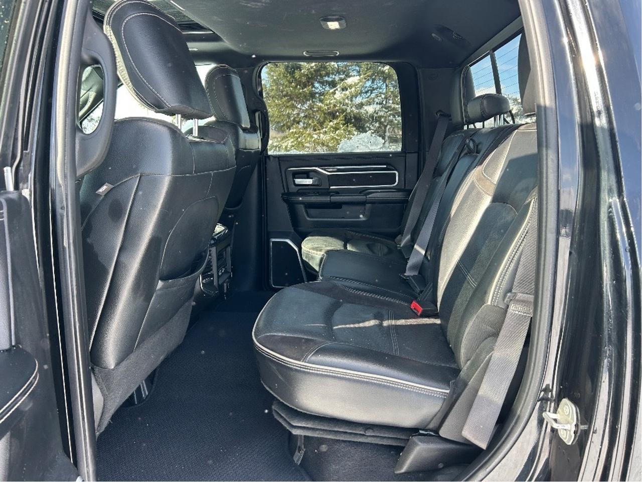 2019 RAM 2500 Laramie 4x4 Crew   6.7L Cummins   Nav.   Sunroof Photo