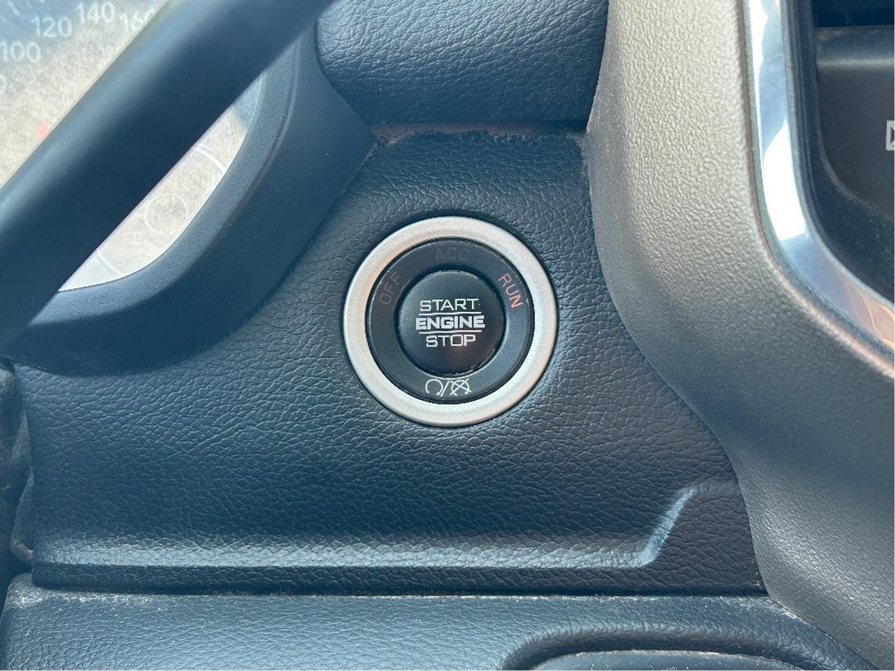 2019 RAM 2500 Laramie 4x4 Crew   6.7L Cummins   Nav.   Sunroof Photo