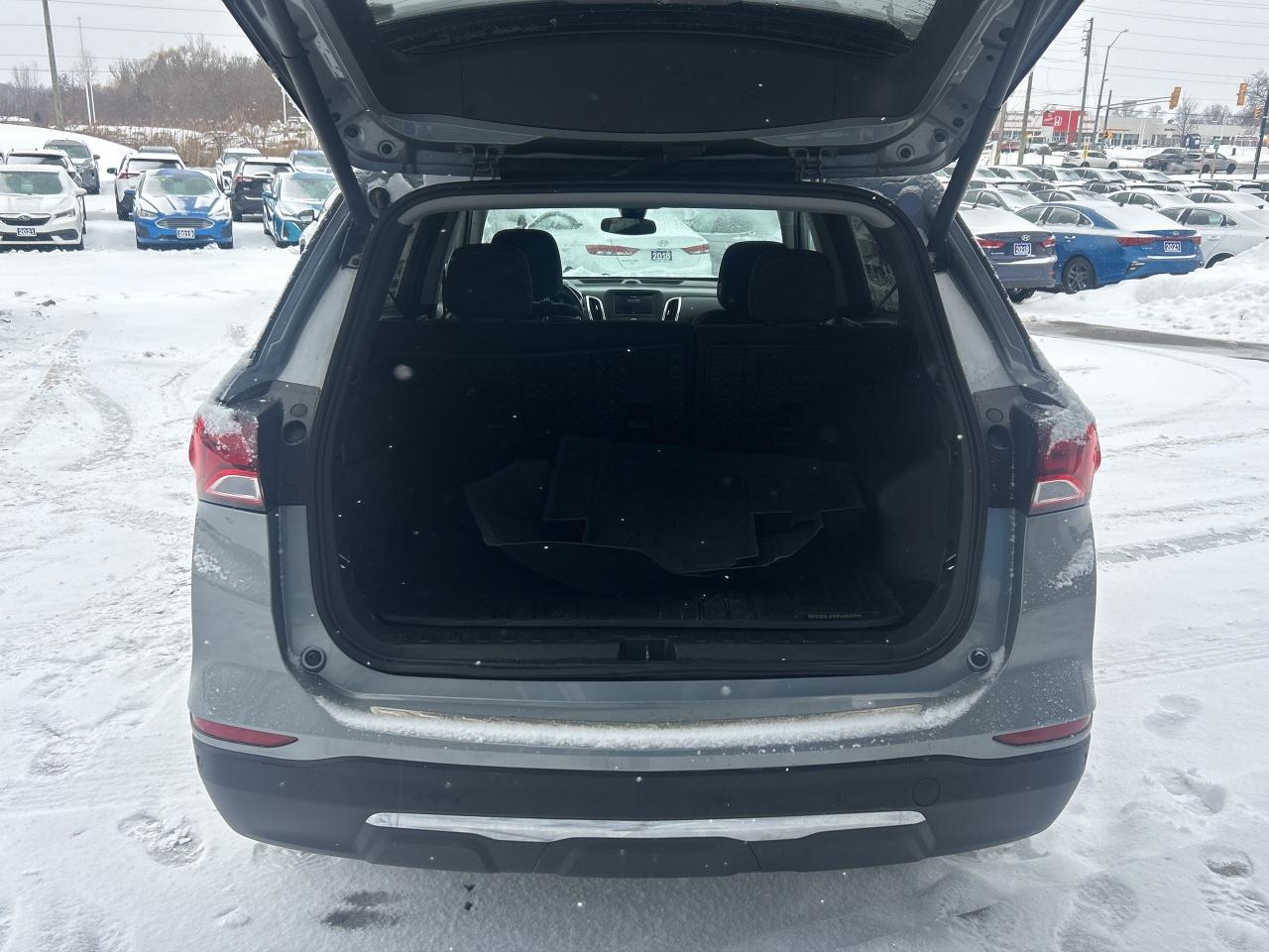 2023 Chevrolet Equinox LT Photo4