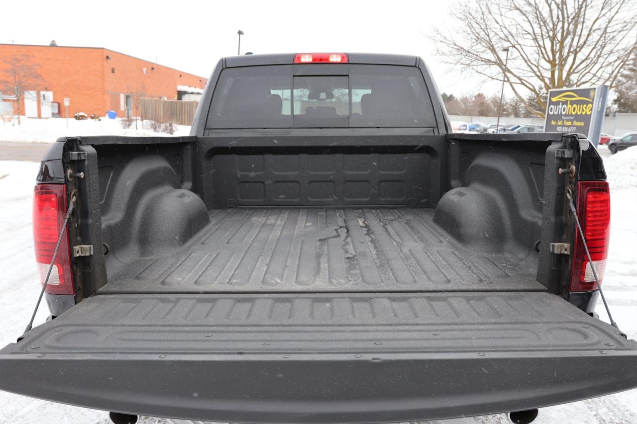 2016 RAM 1500 SPORT-4WD-5.7L HEMI/CREWCAB/P SEAT/B CAM/H SEATS/H Photo