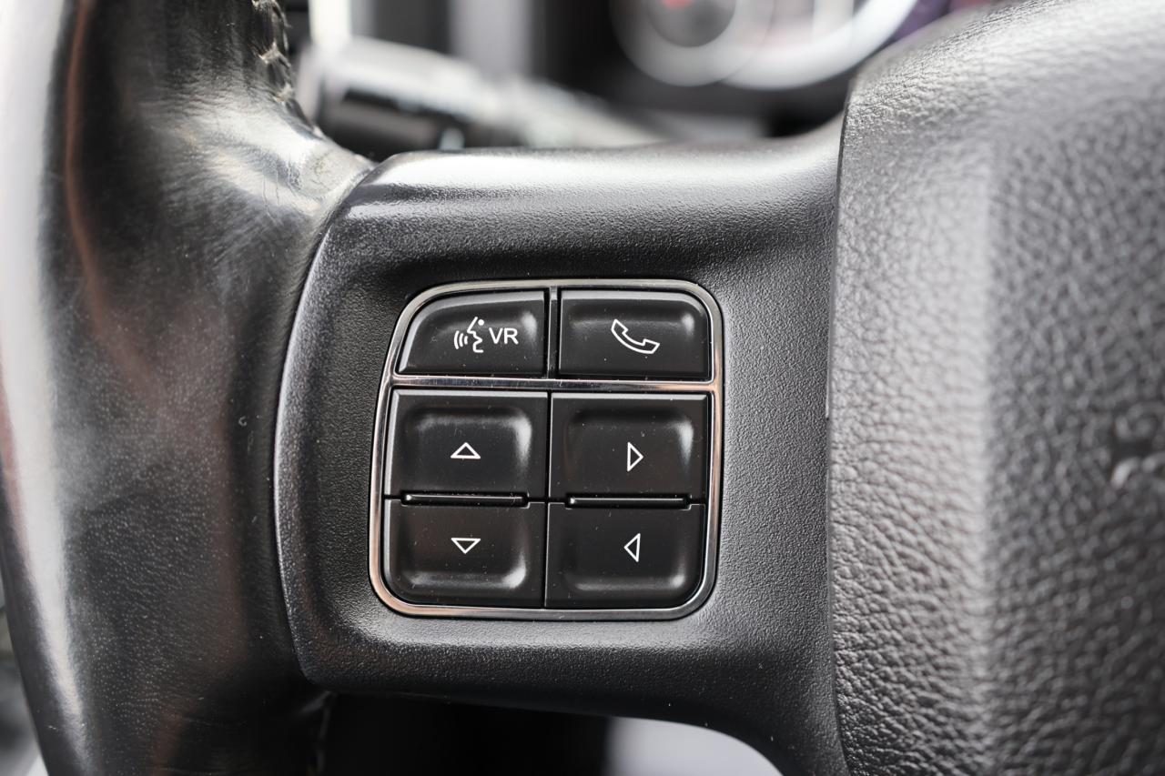 2016 RAM 1500 SPORT-4WD-5.7L HEMI/CREWCAB/P SEAT/B CAM/H SEATS/H Photo