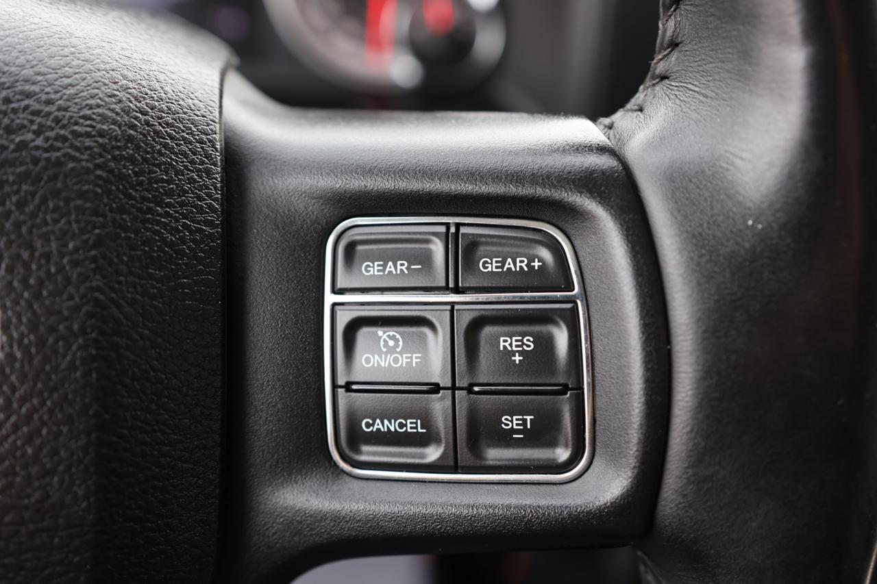 2016 RAM 1500 SPORT-4WD-5.7L HEMI/CREWCAB/P SEAT/B CAM/H SEATS/H Photo