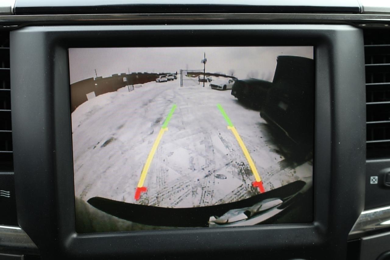 2016 RAM 1500 SPORT-4WD-5.7L HEMI/CREWCAB/P SEAT/B CAM/H SEATS/H Photo