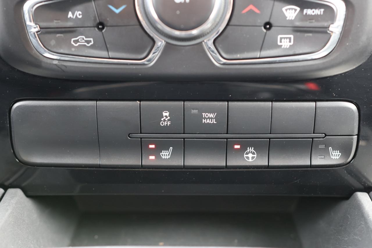 2016 RAM 1500 SPORT-4WD-5.7L HEMI/CREWCAB/P SEAT/B CAM/H SEATS/H Photo