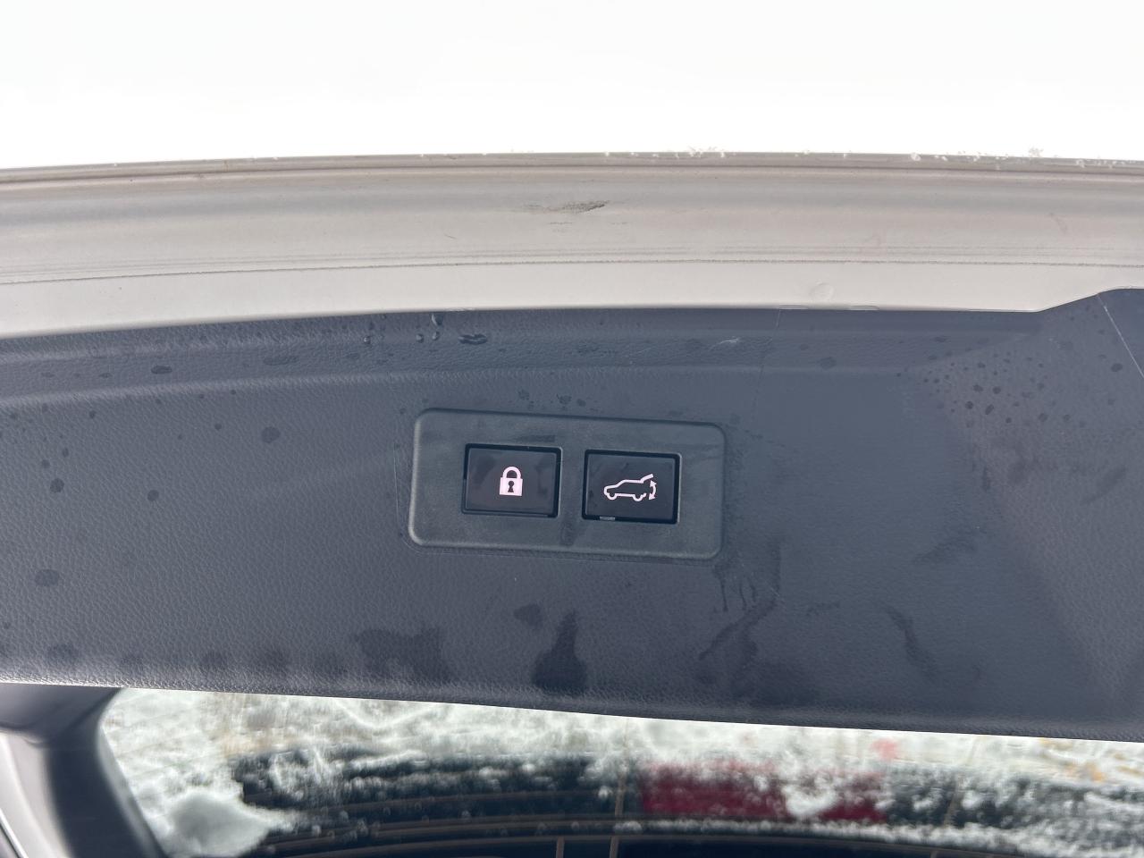 2023 Subaru Outback Touring CVT Photo