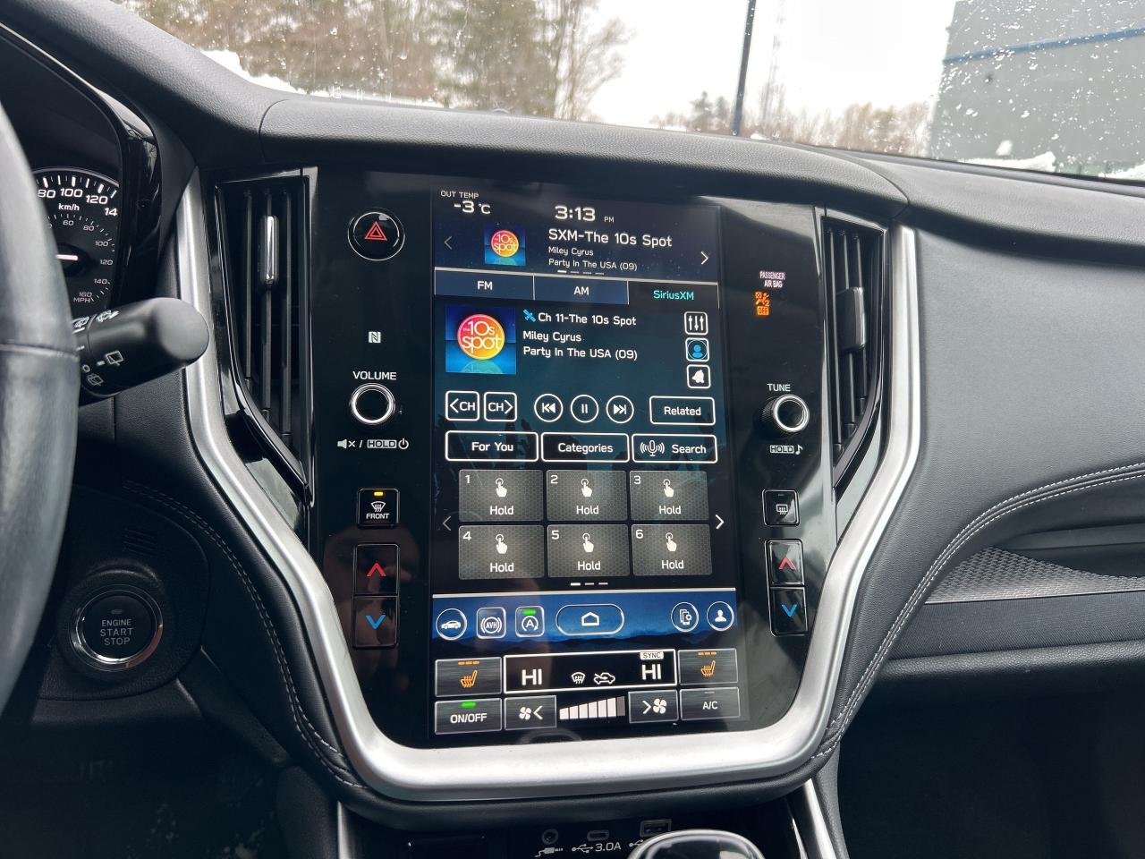 2023 Subaru Outback Touring CVT Photo